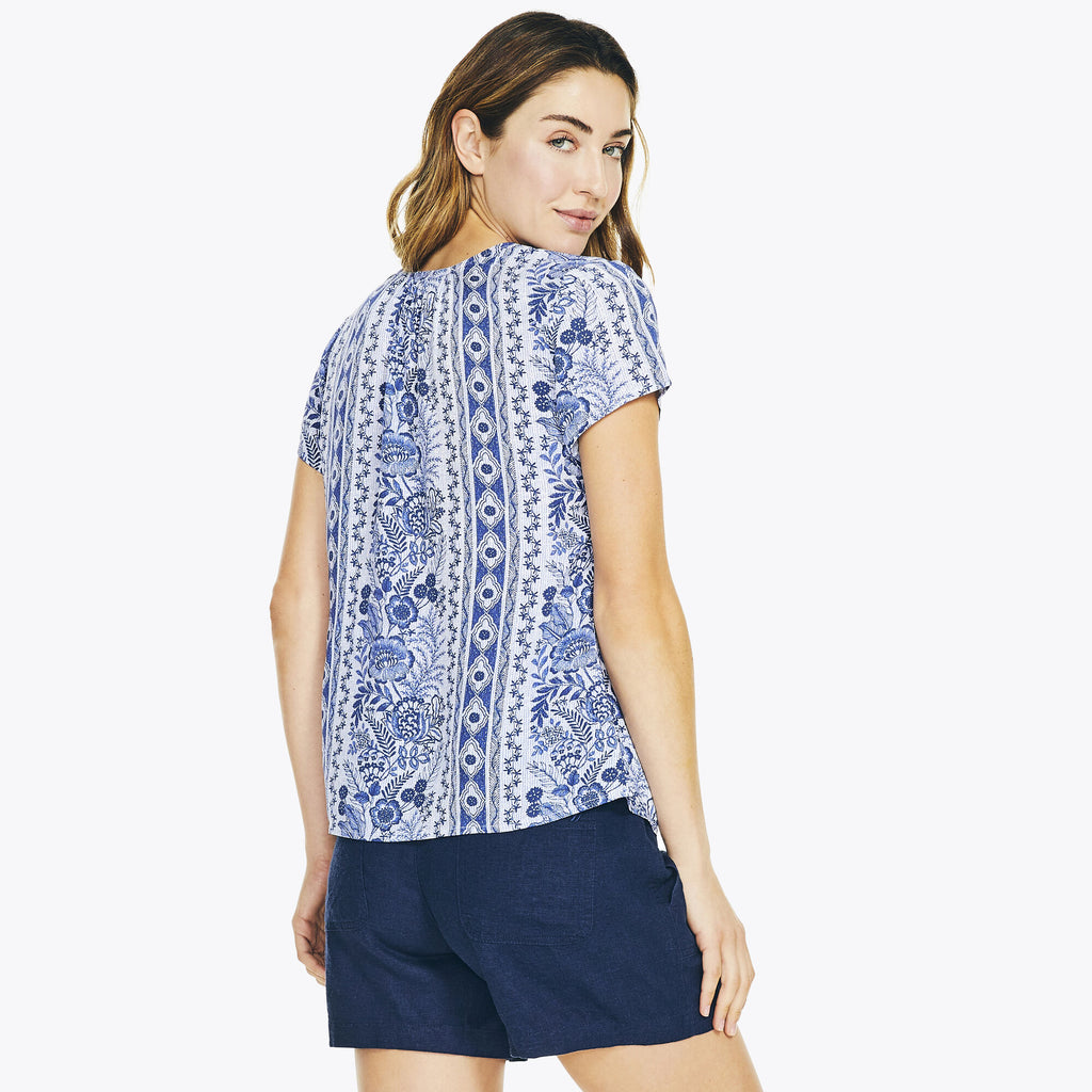 Blusa sustainably crafted floral ruffle top - blusa de dama